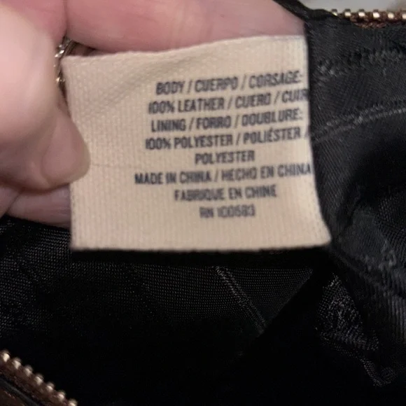 Leather Tommy Bahama purse handbag brown tobacco color flat bottom - Picture 10 of 12